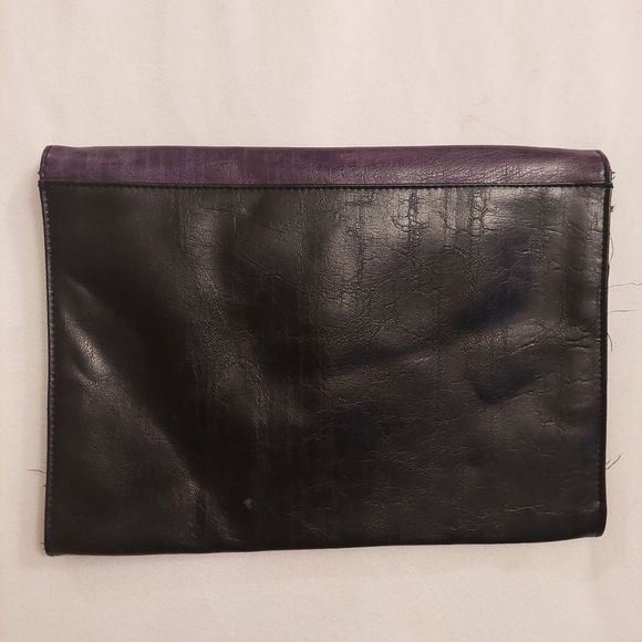 Kenneth Cole Reaction Colorblock Clutch - Picture 2 of 3